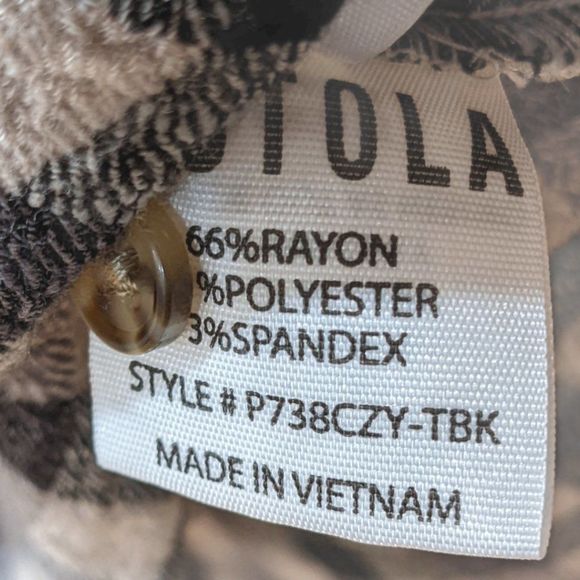 Pistola Women's Cream and Black Plaid Long Sleeve Button Down Shirt size S - Picture 8 of 9